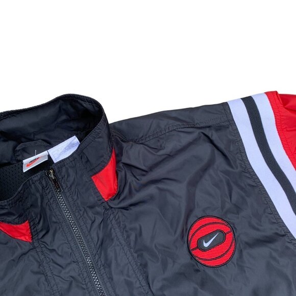 VINTAGE Nike Jacket Varsity Basketball Large Red - Picture 2 of 7